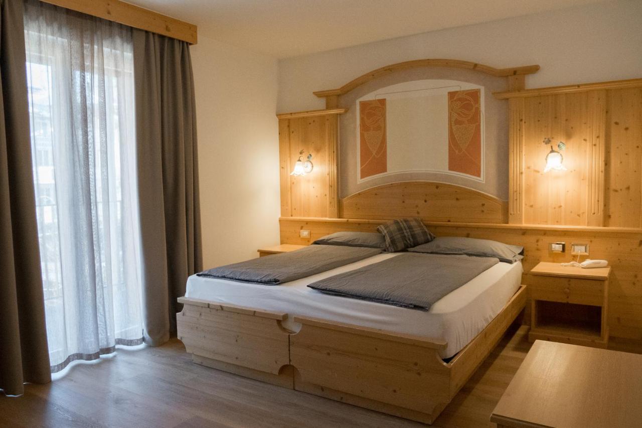 Hotel San Valier Cavalese Bagian luar foto
