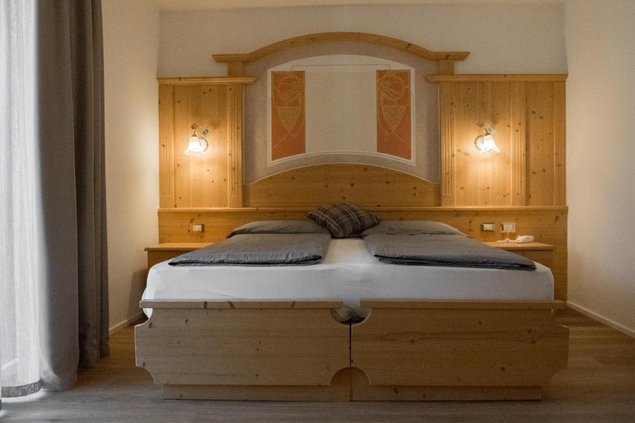 Hotel San Valier Cavalese Bagian luar foto