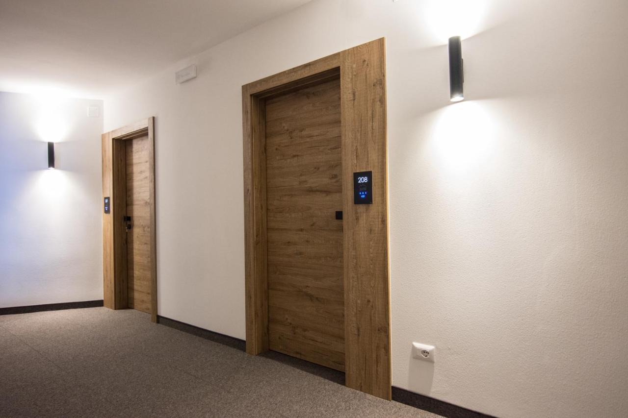 Hotel San Valier Cavalese Bagian luar foto