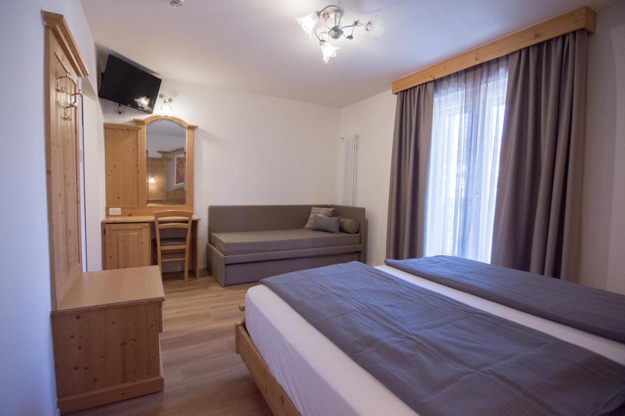 Hotel San Valier Cavalese Bagian luar foto